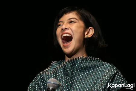 Foto Dian Sastrowardoyo