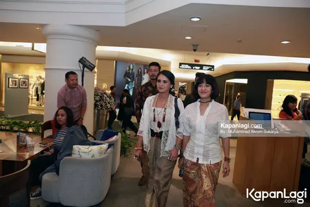 Foto Dian Sastrowardoyo