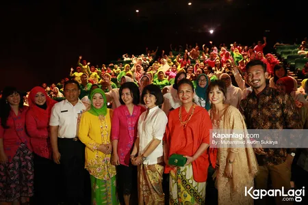 Foto Dian Sastrowardoyo