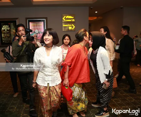 Foto Dian Sastrowardoyo