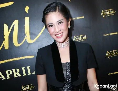 Foto Dian Sastrowardoyo
