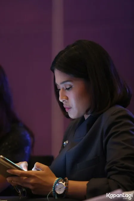 Foto Dian Sastrowardoyo