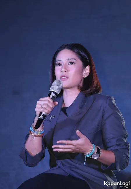 Foto Dian Sastrowardoyo