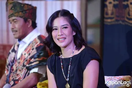 Foto Dian Sastrowardoyo