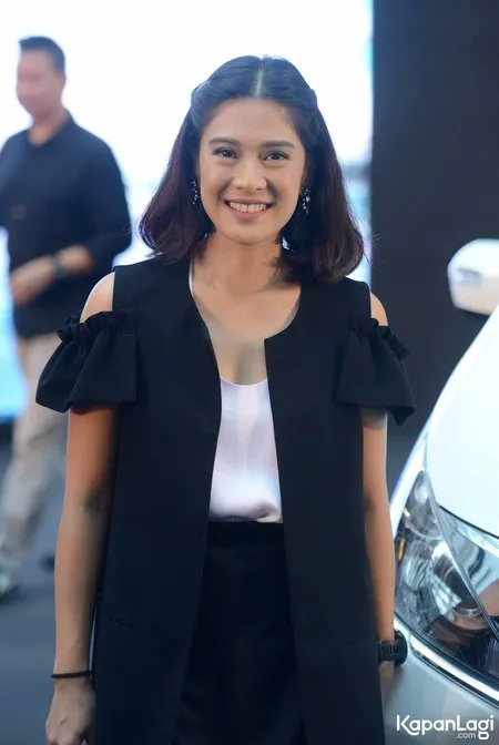 Foto Dian Sastrowardoyo