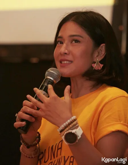 Foto Dian Sastrowardoyo