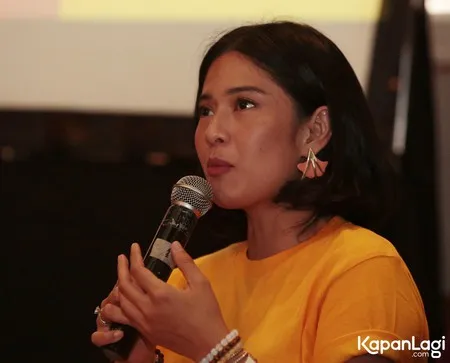 Foto Dian Sastrowardoyo