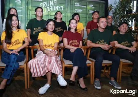 Foto Dian Sastrowardoyo