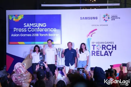 Foto Dian Sastrowardoyo