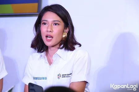 Foto Dian Sastrowardoyo