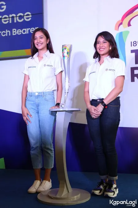 Foto Dian Sastrowardoyo