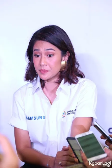 Foto Dian Sastrowardoyo