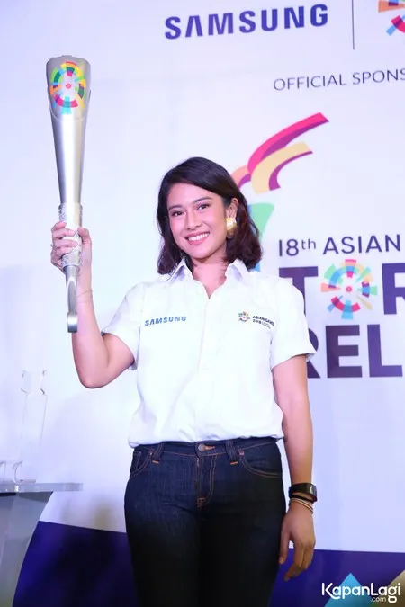 Foto Dian Sastrowardoyo