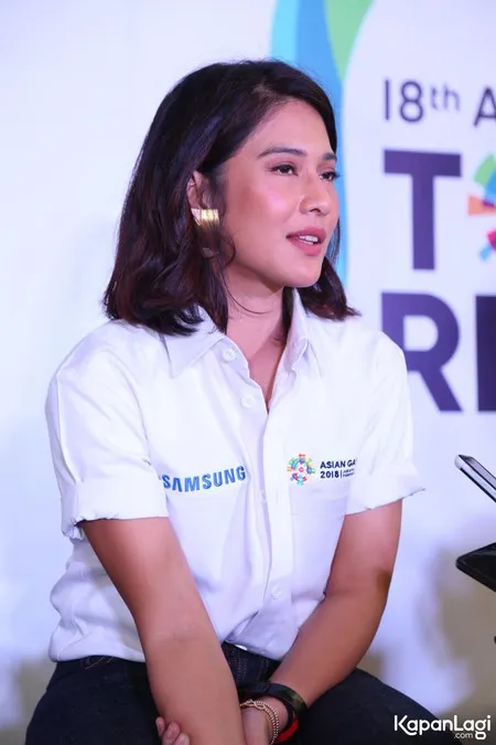 Foto Dian Sastrowardoyo