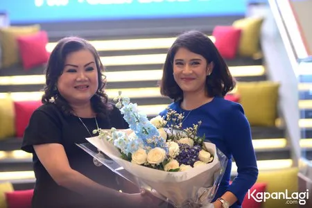 Foto Dian Sastrowardoyo