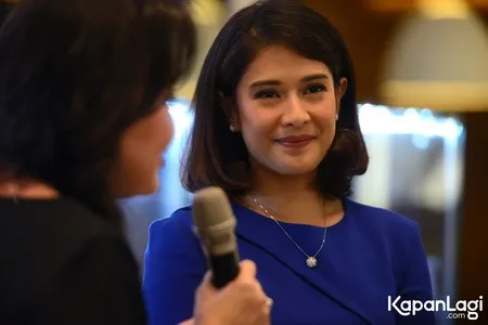 Foto Dian Sastrowardoyo