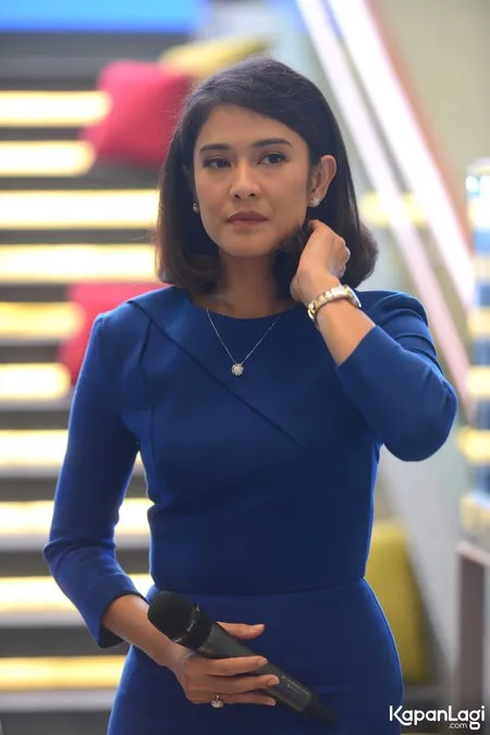 Foto Dian Sastrowardoyo