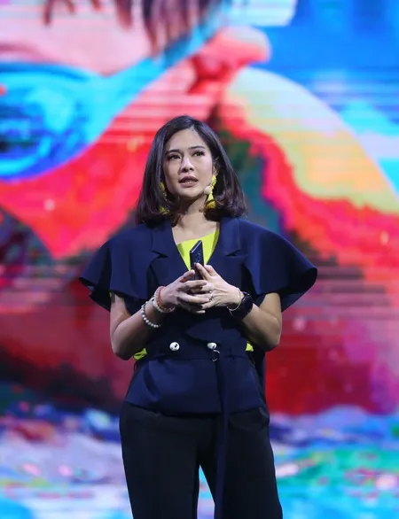 Foto Dian Sastrowardoyo