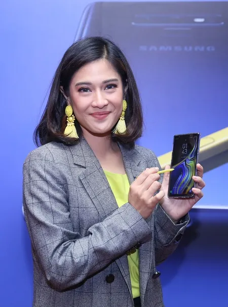 Foto Dian Sastrowardoyo