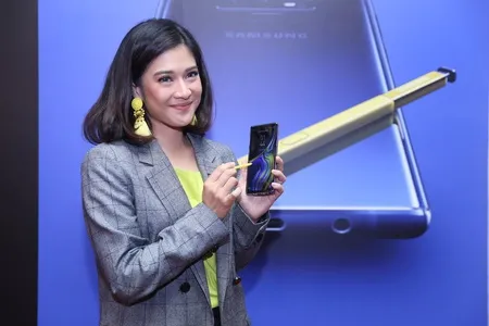 Foto Dian Sastrowardoyo