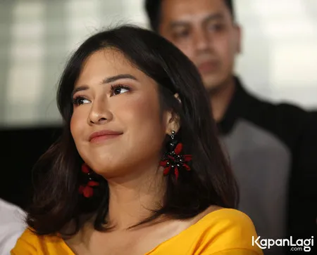 Foto Dian Sastrowardoyo