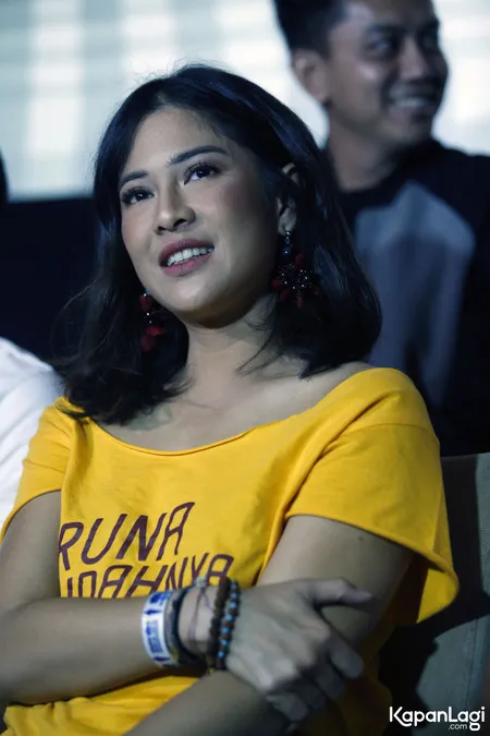 Foto Dian Sastrowardoyo