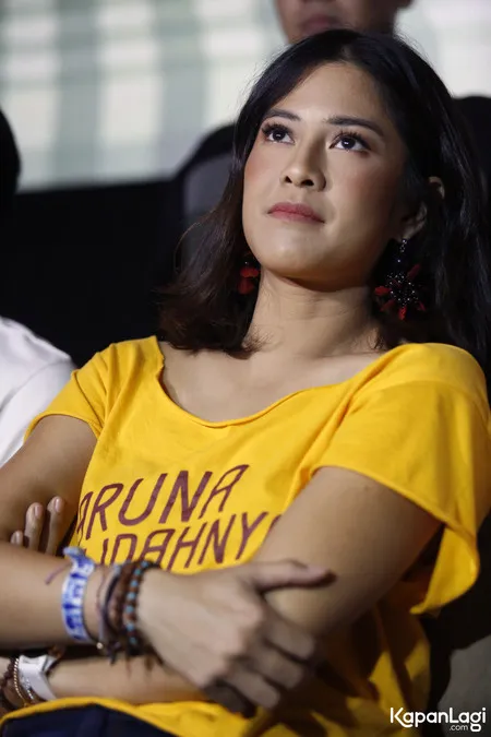 Foto Dian Sastrowardoyo