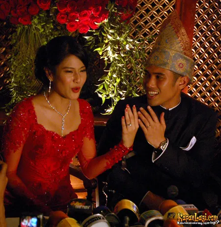 Foto Dian Sastrowardoyo