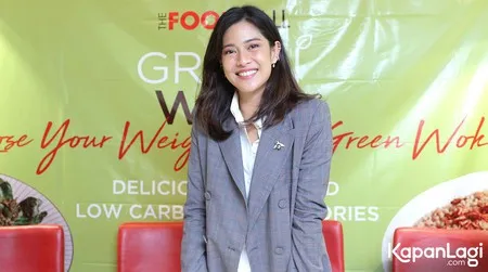 Foto Dian Sastrowardoyo