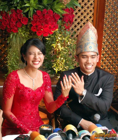 Foto Dian Sastrowardoyo