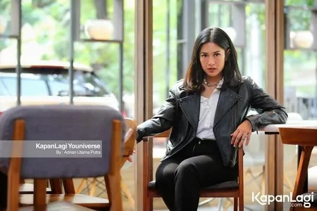 Foto Dian Sastrowardoyo