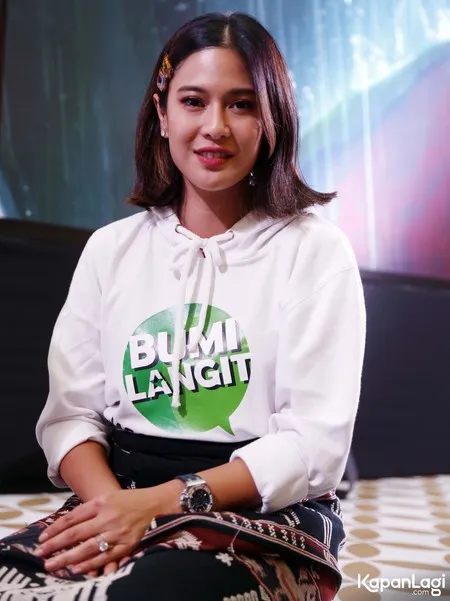 Foto Dian Sastrowardoyo