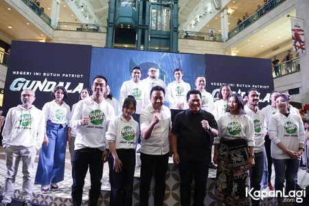 Foto Dian Sastrowardoyo