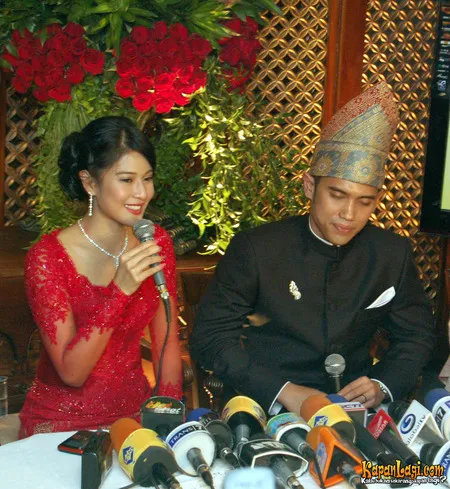 Foto Dian Sastrowardoyo