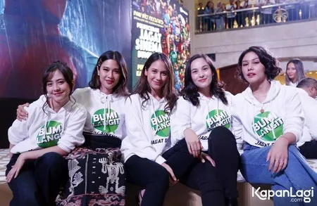 Foto Dian Sastrowardoyo