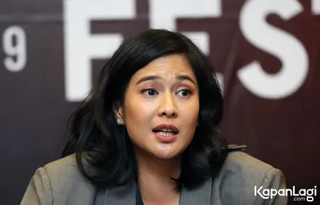 Foto Dian Sastrowardoyo