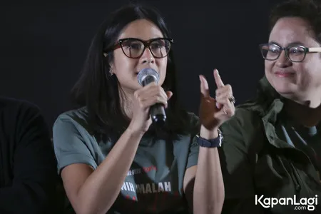 Foto Dian Sastrowardoyo