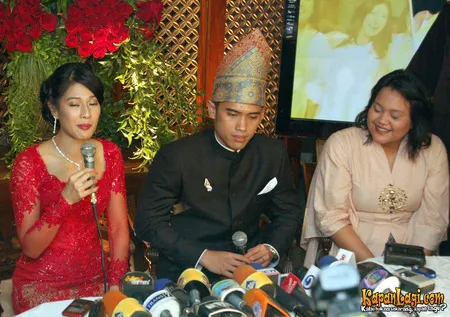 Foto Dian Sastrowardoyo