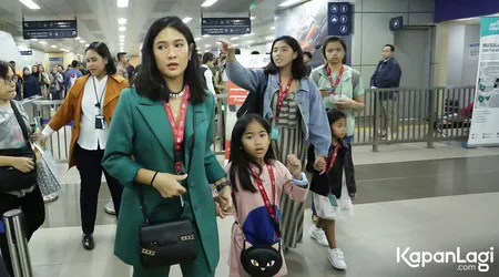 Foto Dian Sastrowardoyo