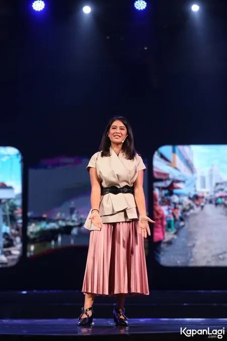 Foto Dian Sastrowardoyo