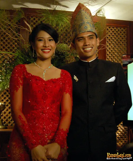 Foto Dian Sastrowardoyo