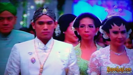 Foto Dian Sastrowardoyo