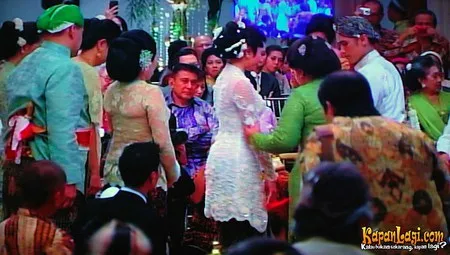 Foto Dian Sastrowardoyo