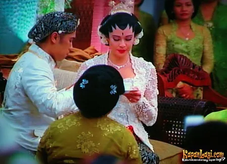 Foto Dian Sastrowardoyo