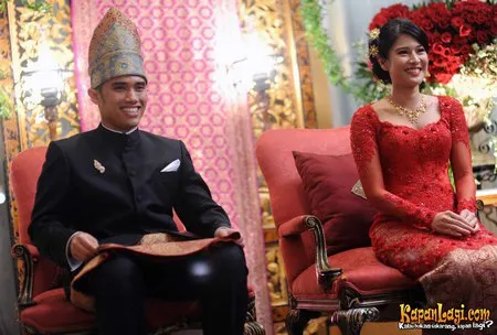 Foto Dian Sastrowardoyo