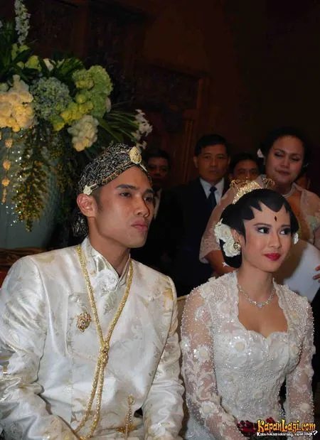 Foto Dian Sastrowardoyo