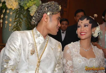 Foto Dian Sastrowardoyo