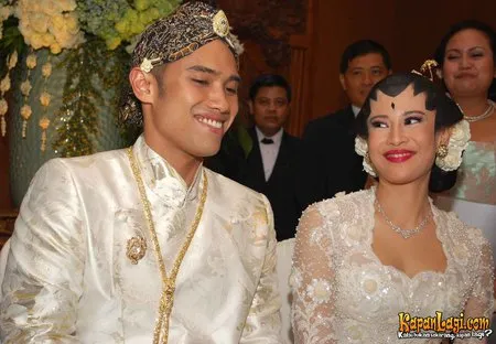 Foto Dian Sastrowardoyo