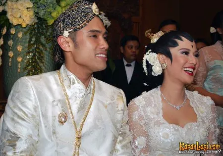 Foto Dian Sastrowardoyo