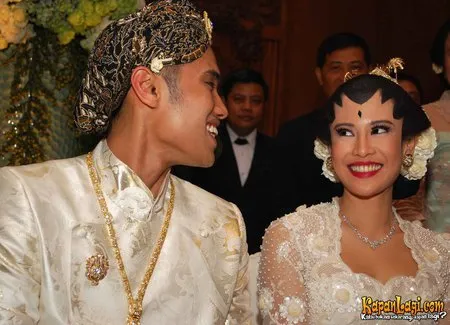 Foto Dian Sastrowardoyo